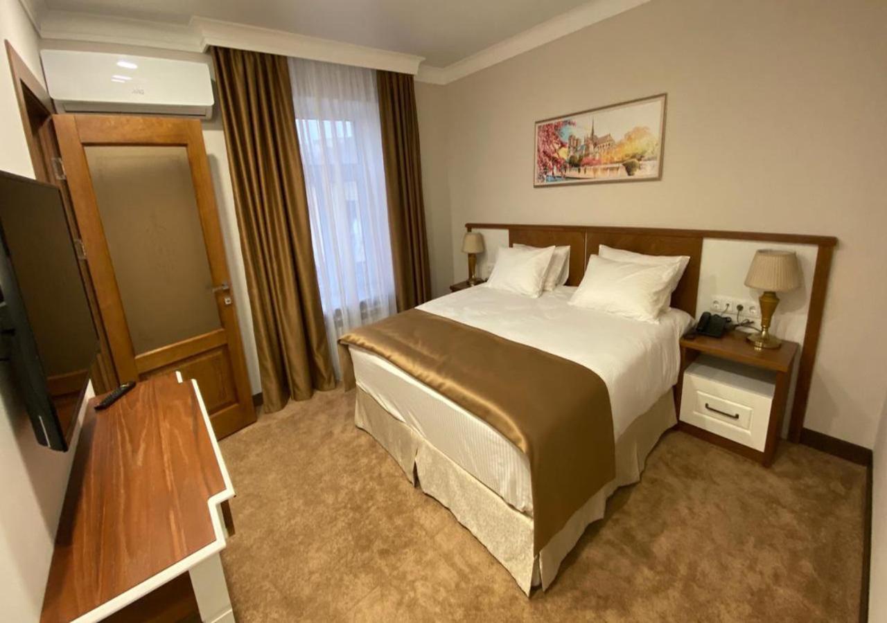 Boutique Hotel Kaspi Temirtau Exteriér fotografie