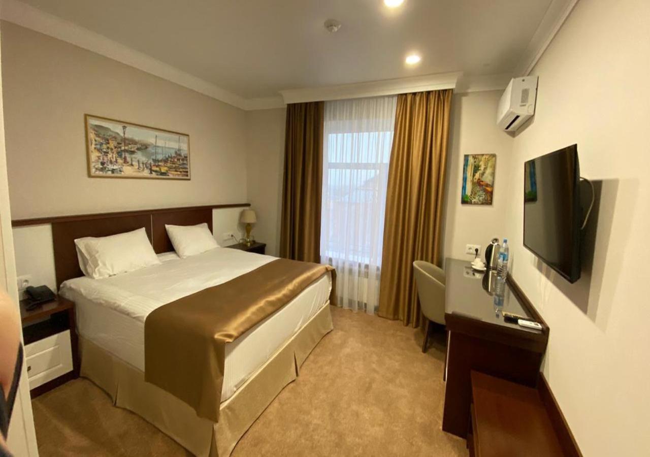 Boutique Hotel Kaspi Temirtau Exteriér fotografie